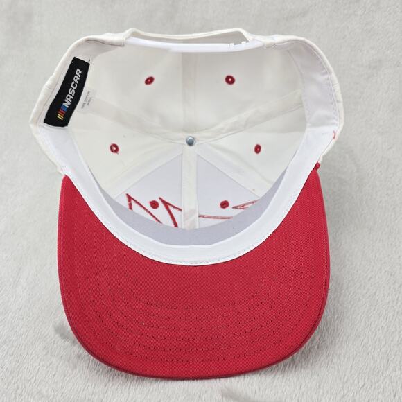 Auto Club Speedway Sharktooth Hat Nascar White Red Vintage NWT Y2K 90s Style - Picture 7 of 11